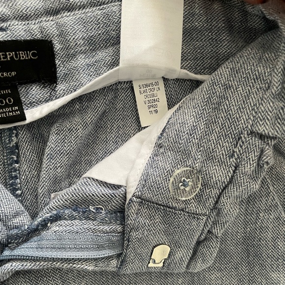 Banana Republic Blake Crop Blue Mid Rise Wide Leg Pants. - Picture 7 of 9